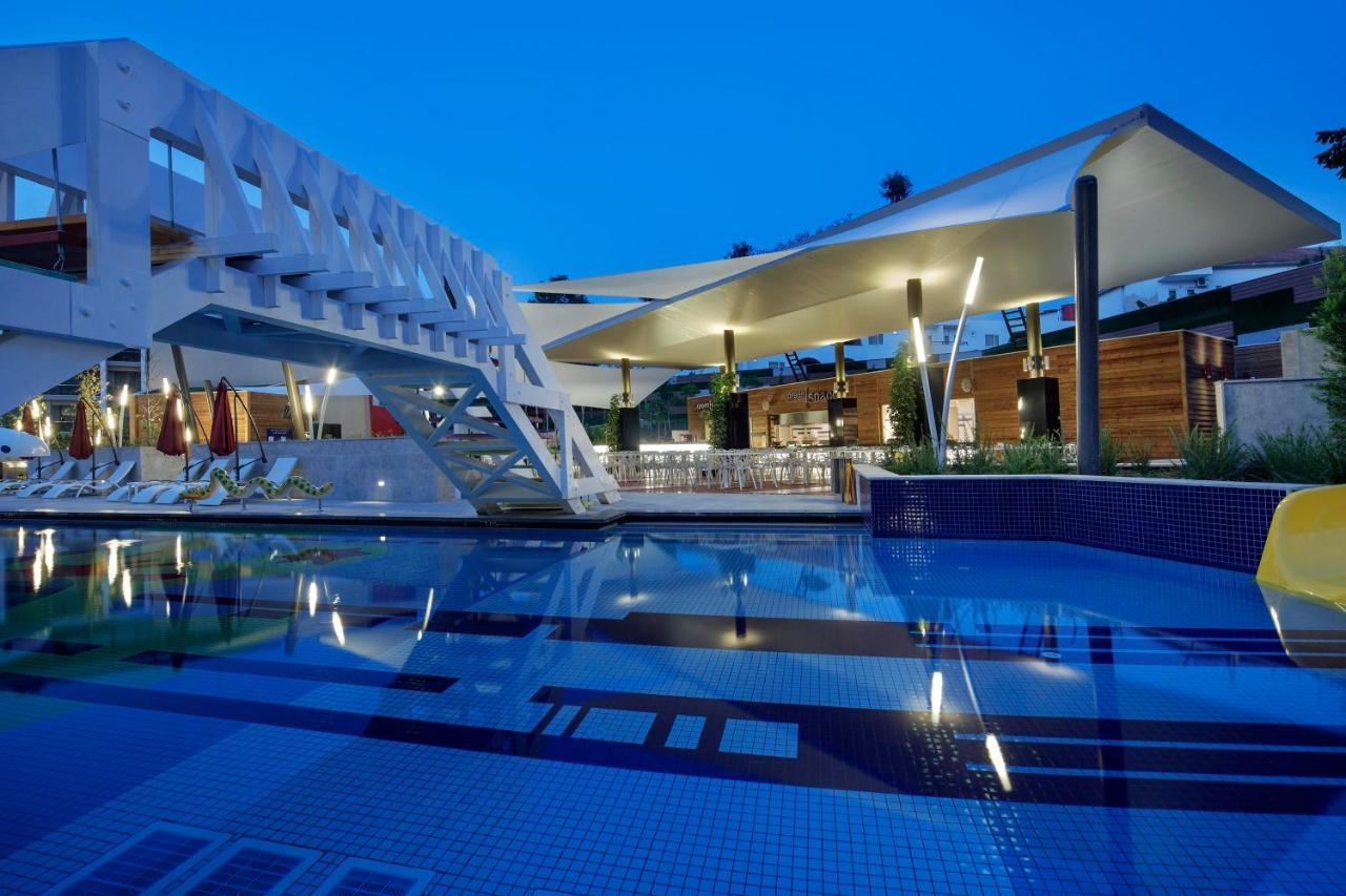 The Sense Deluxe Hotel Side Exterior foto